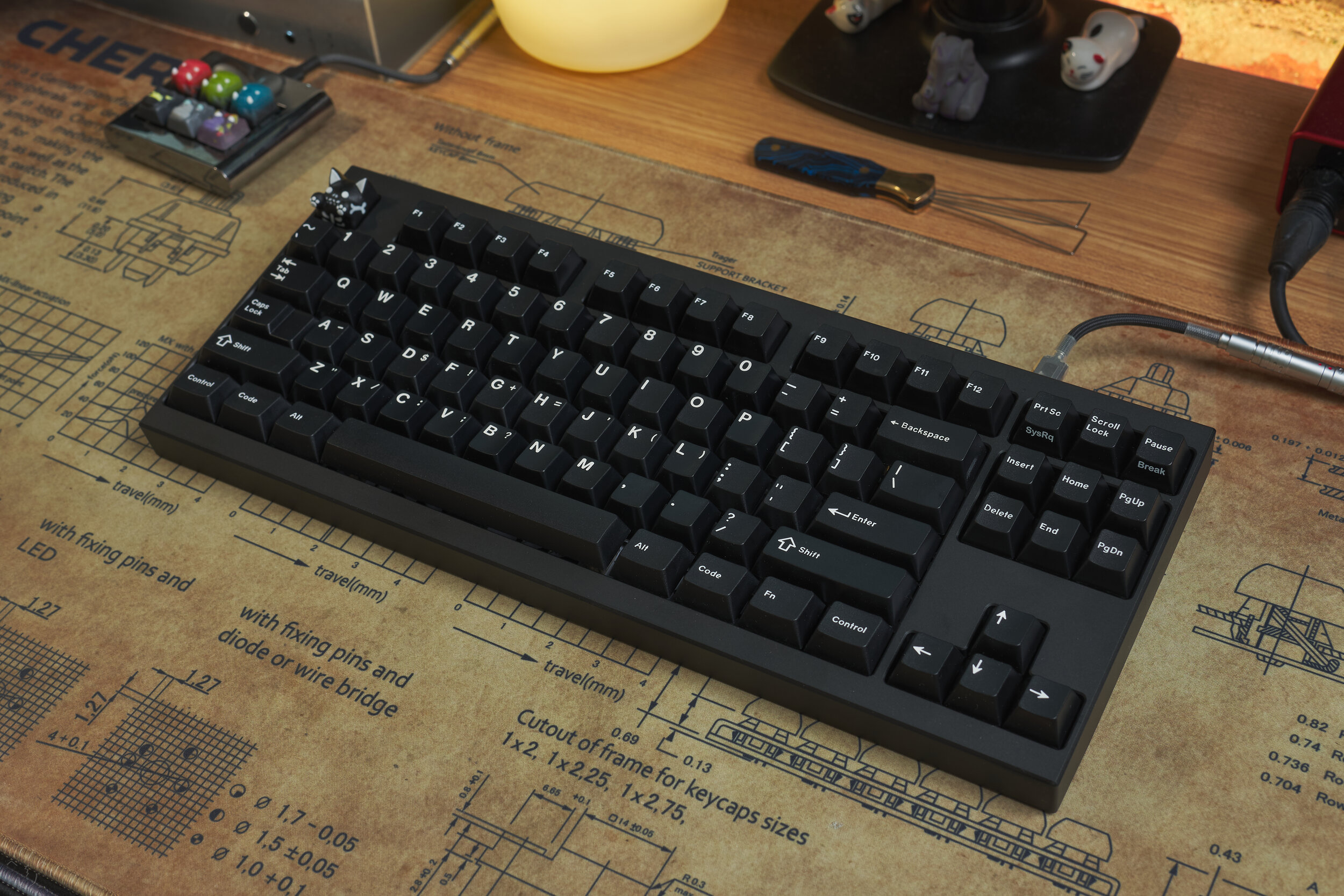 Geonworks F1-8X - WoB — Lightning Keyboards